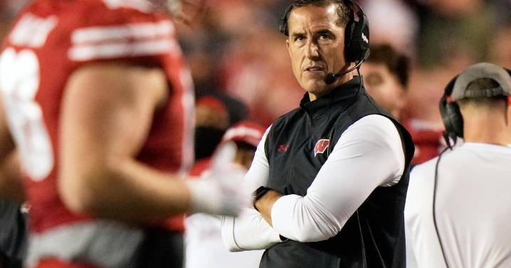 Wisconsin tries to bounce back from 2024 collapse as it hosts Miami (Ohio) in season opener
