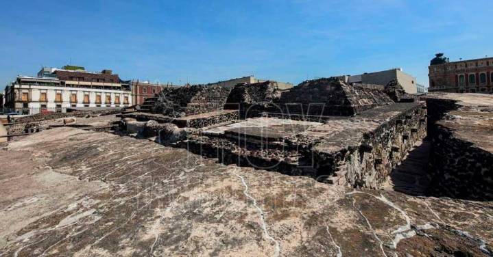 Reconstruyen el Templo Mayor, sus materiales, devenir y simbolismo, en muestra fotográfica