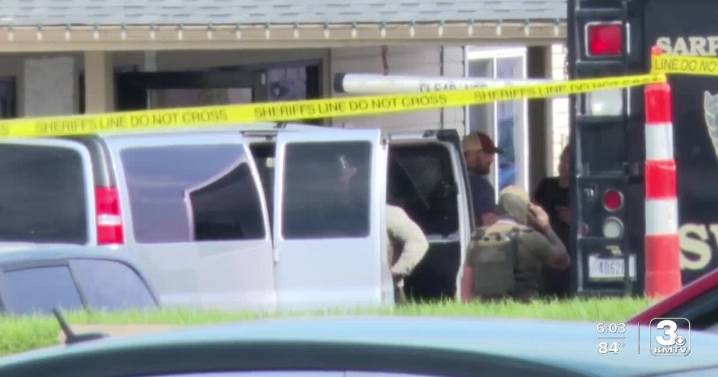 Agents raid 4 Omaha area motels in connection to human trafficking