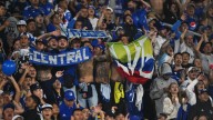 Barra brava de Millonarios le tiró zapatos a los jugadores en la cancha, tras gol del Unión