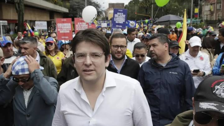 Muere el senador colombiano Miguel Uribe Turbay tras sufrir un atentado durante un mitin