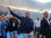 José Mourinho es despedido por el Fenerbahçe