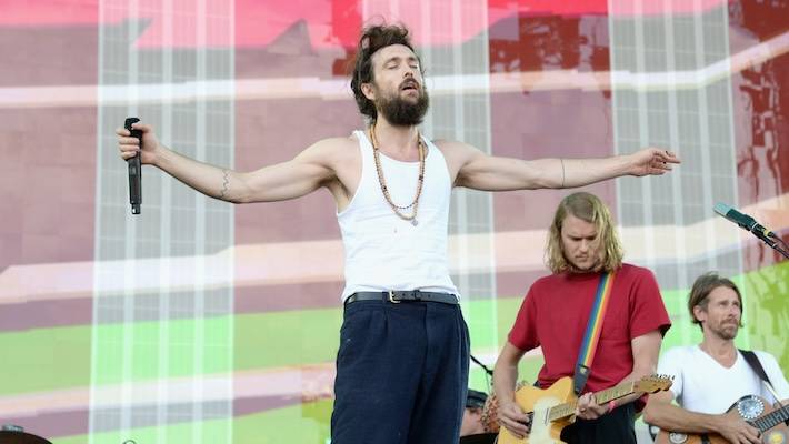 Indiecast On The Viral Edward Sharpe Moment This Week