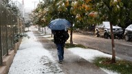 Ya no es solo "agua nieve": En estas comunas de la Región Metropolitana podría nevar esta semana