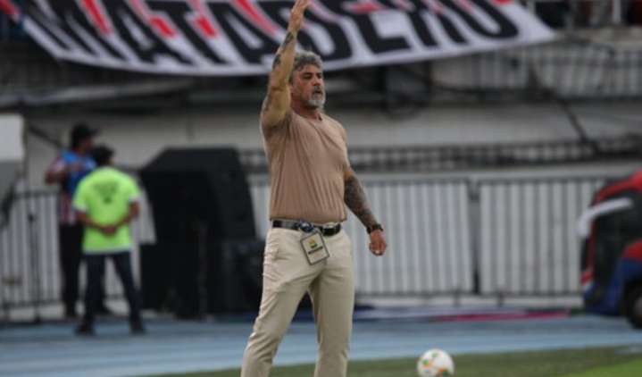 Leonel explotó: "Simpático que se va el VAR en el segundo penal"