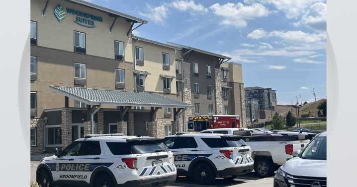 Hotel in northern Denver metro area evacuated during standoff between police and barricaded suspect