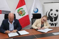 Sanipes y WWF firman convenio por la sostenibilidad de cadena pesquera acuícola