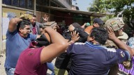 Apedrean a candidato presidencial Andrónico Rodríguez, considerado “traidor” a Evo Morales (Video)