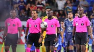 Acusan al árbitro del Galaxy vs Pachuca por 'guardarse' una tarjeta amarilla
