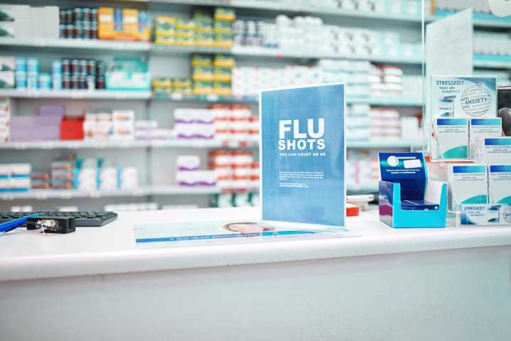 Czech pharmacies set to offer flu vaccinations in autumn trial