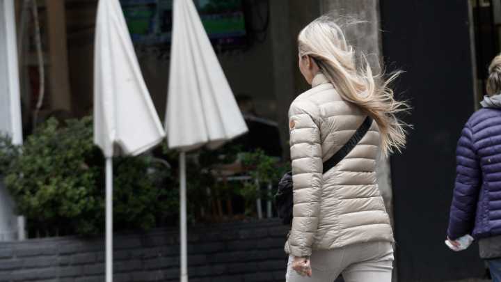 El invierno y el viento se hacen sentir: cuál será el día más frío de la semana en Rosario