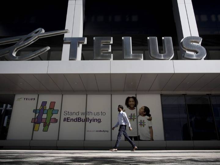 Telus backs Joly’s decision to uphold CRTC's wholesale internet rules