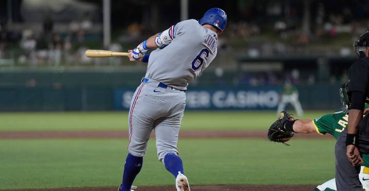 70-67 – Rangers keep trying, earn 9