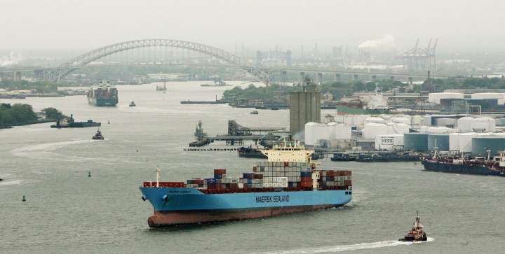 EE.UU. se opone al plan de la ONU para reducir las emisiones de gases en el transporte marítimo