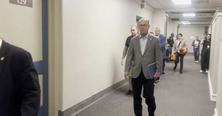 Gov. Braun meets privately with Vice President Vance to discuss redistricting