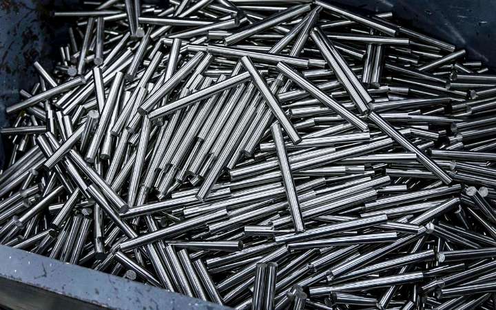 Estados Unidos extiende aranceles del 50 % a más de 400 productos de acero y aluminio