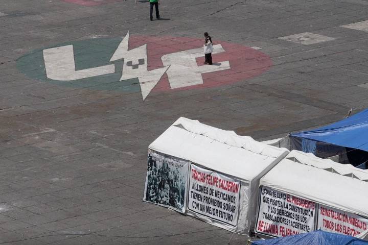 Va Gobierno por reducir elevadas pensiones a ex trabajadores de confianza de Pemex y LyFC