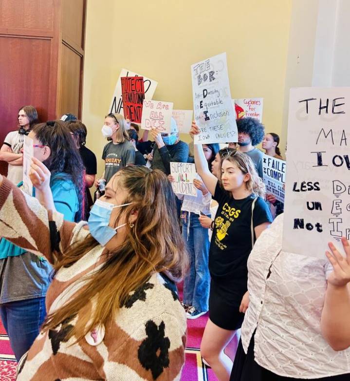 Regents replace proposed DEI, CRT policy with one aiming to avoid ‘indoctrination’