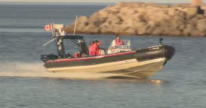 Toronto crews search for missing jet ski rider at Bluffer’s Beach