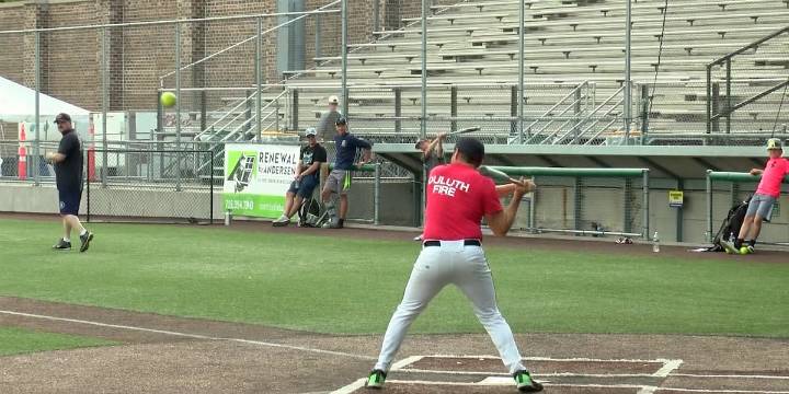 Battle of the Badges raises money for Northern Lights Foundation