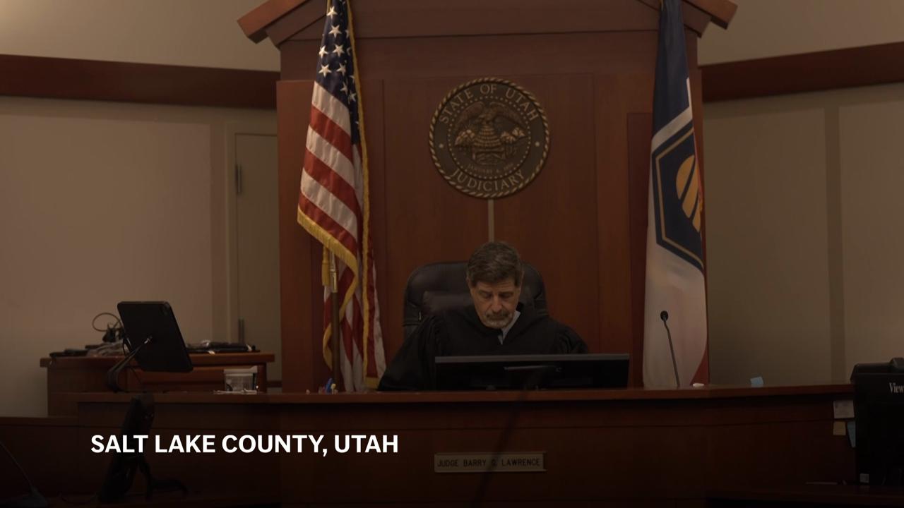 Trial begins for US fugitive accused of faking his death to avoid rape charges