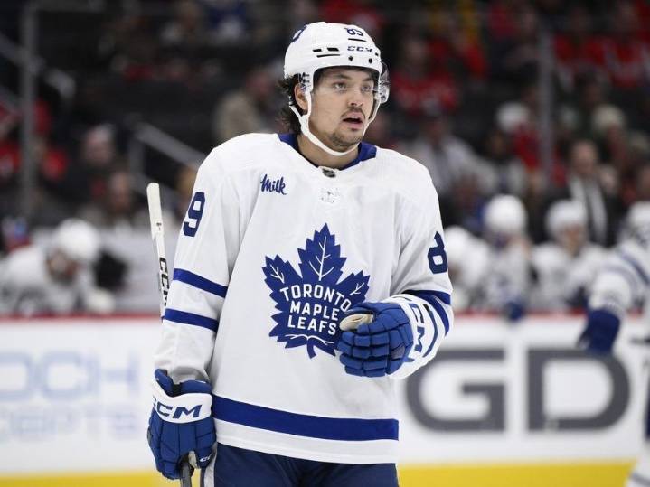 Report: Million dollar gap in Nick Robertson's arbitration with Leafs
