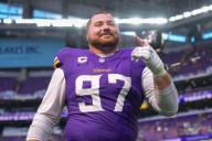 Jets trade for Browns DT, reportedly get another from Vikings