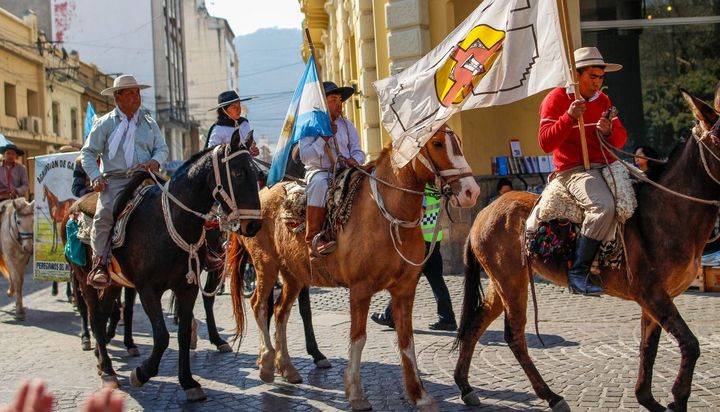 Peregrinaciones gauchas: Decenas de devotos vendrán a caballo a la fiesta del Milagro
