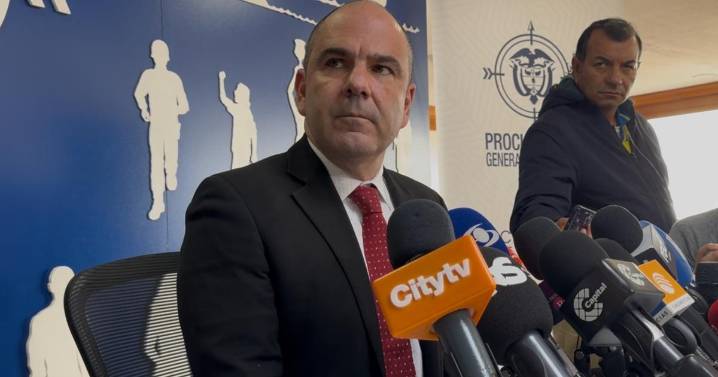 "Una vergüenza”: lluvia de críticas por la condena al menor involucrado en el asesinato de Miguel Uribe