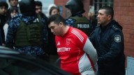 Liberan a fans de la U de Chile detenidos por brutal riña en estadio de Independiente