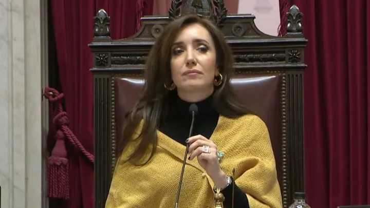 En medio del escándalo por las presuntas coimas, Villarruel habló "de un momento difícil y confuso"