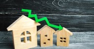 HELOCs, home equity loan rates decline again. Should borrowers wait to apply?