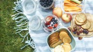 Iconic Picnic Staples From The '60s That Need To Make A Comeback