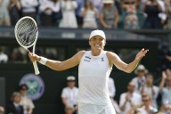 Iga Swiatek Drops Witty Take On Cincinnati Heat Battle: ‘Going to Be Worse and Worse’ After another grueling match in the Cincinnati sun, Iga Swiatek fires off a witty take on battling the brutal weat