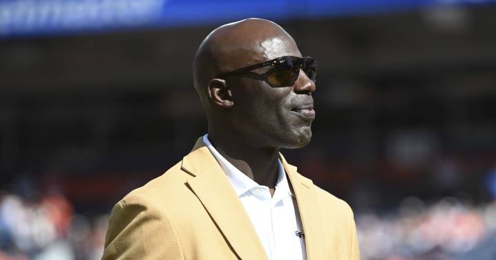 Hall of famer Terrell Davis to take part in Billings Daylis Stadium fundraiser