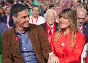 La esposa de Sánchez, imputada de nuevo por malversación de fondos públicos