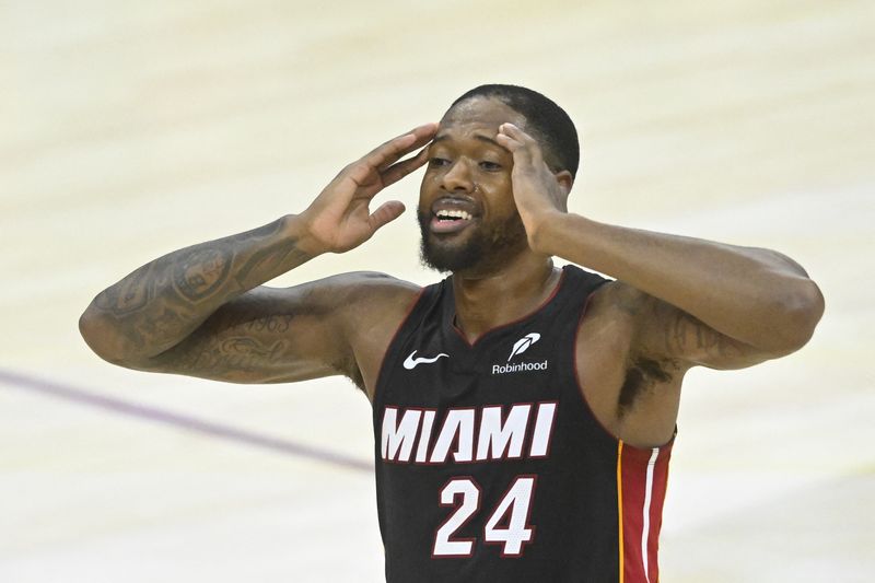 Heat F Haywood Highsmith has knee surgery, to miss start of camp