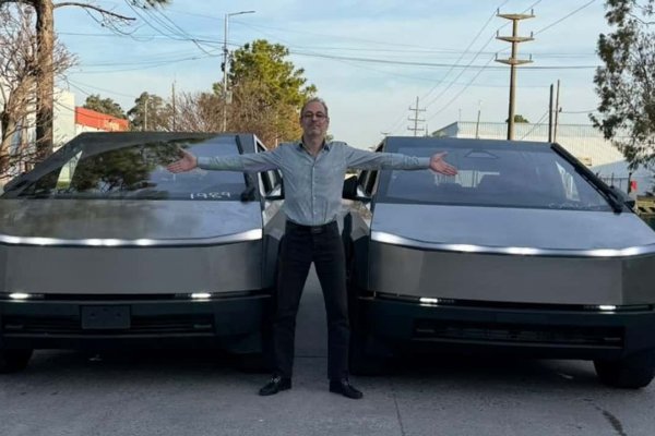 Un libertario celebró la llegada de dos cybertrucks de Tesla a la Argentina y las redes tuvieron que explicarle