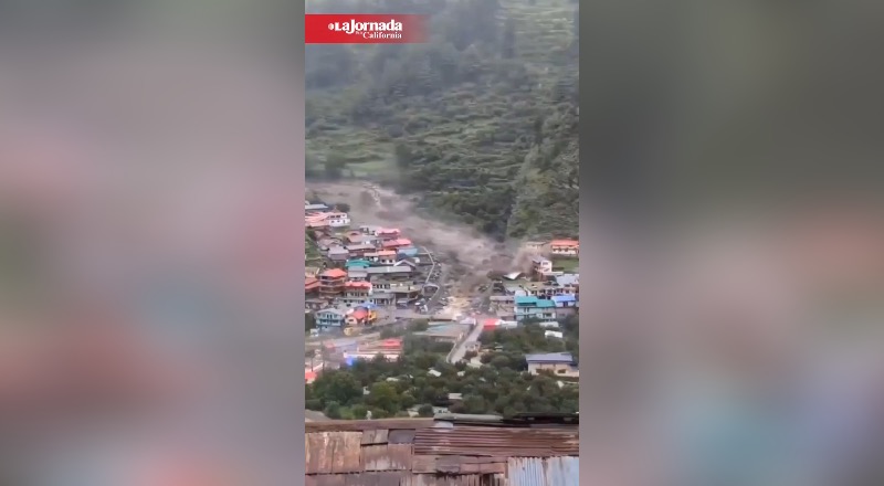 Deslizamiento de tierra en aldea india deja 4 muertos y 50 desaparecidos