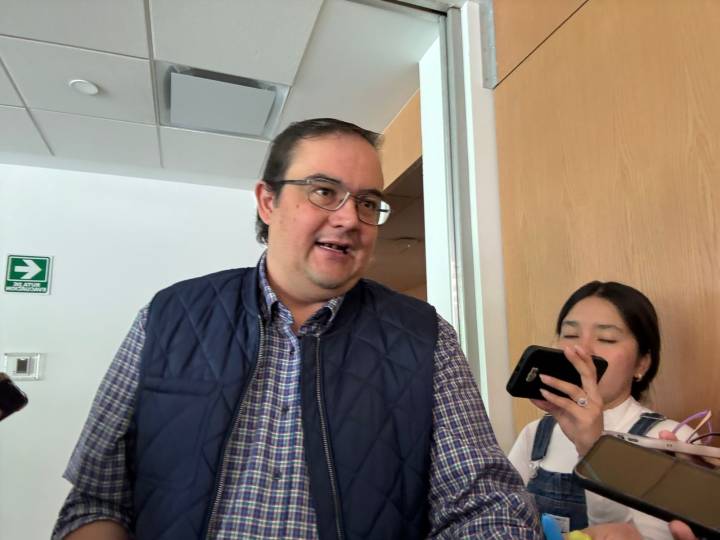 Pide Memo Vega que diputados legislen en otros temas