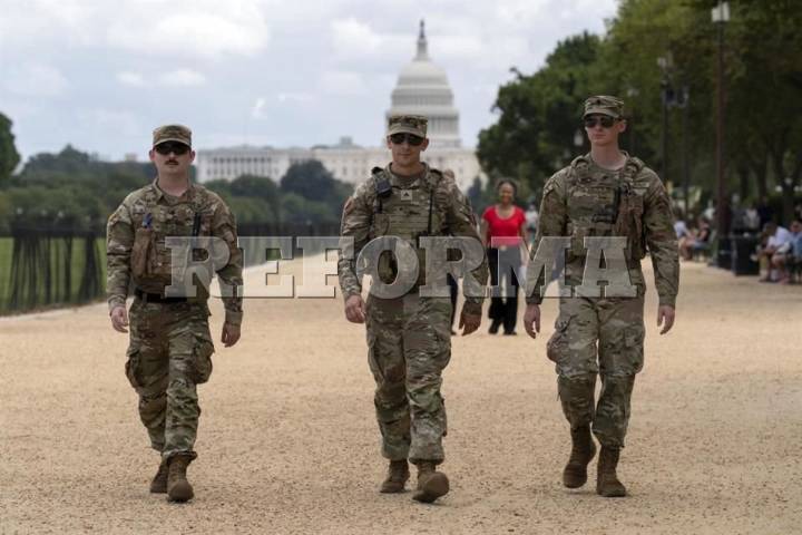 Sopesa Trump despliegue  militar en más ciudades de EU