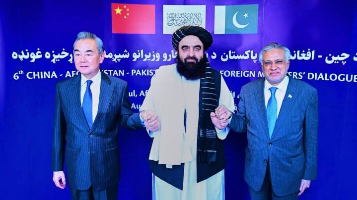 Pakistan, China and Afghanistan hold high-level meeting in Kabul to boost cooperation