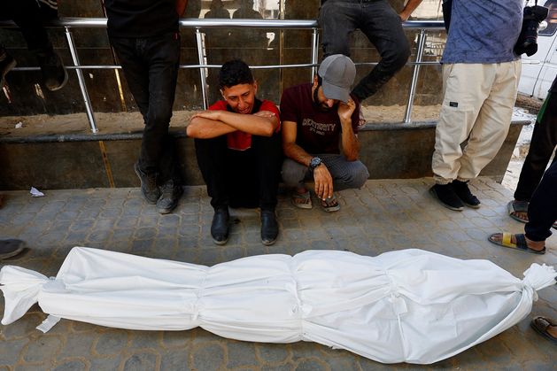 Israel to force an ‘inevitable’ evacuation by cutting off aid for north Gaza