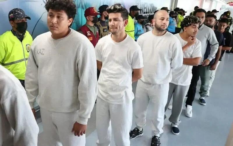 Llegan a Venezuela 200 migrantes repatriados desde USA