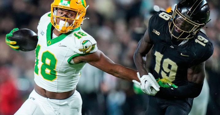 Former Skyline star Kenyon Sadiq ready to breakout at Oregon