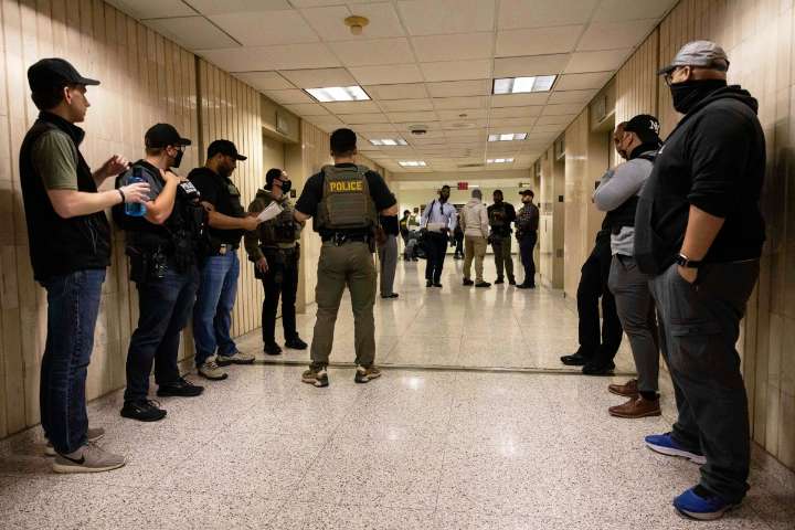 ICE arrestó a mexicana y madre de dos militares navales