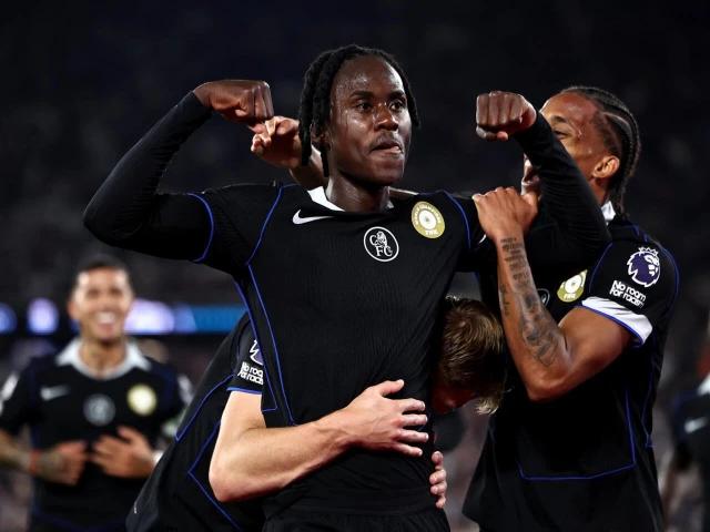 Chelsea thrash West Ham to pile pressure on former boss Potter