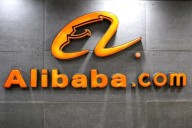 Acciones de Alibaba caen pese a impulso en IA y nube en China