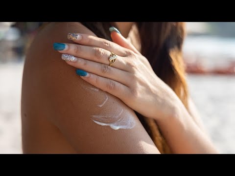 "Please do not" use homemade sunscreen, doctor warns amid anti-sunscreen movement on social media