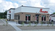 Are restaurants open on Labor Day? See fast food, sit